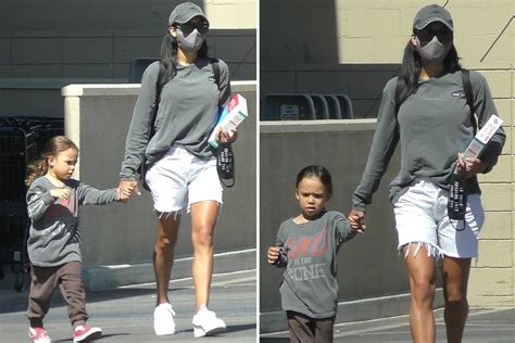 Naya Rivera looked like a doting mom as she took son by the hand in ...