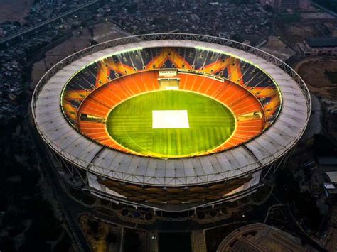 The Famous Cricket Stadium With Largest Seating Capacity In India Is Named What | Brokeasshome.com