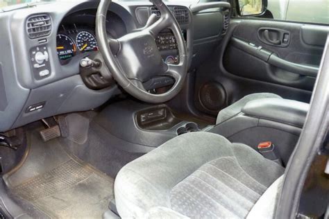 Chevy S10 Interior | Brokeasshome.com