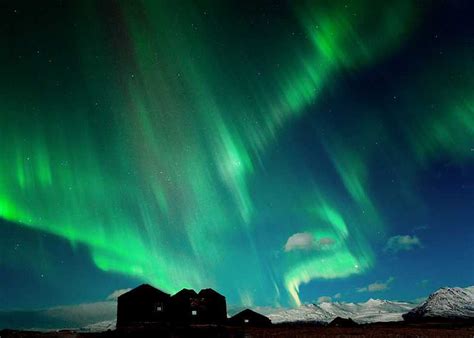 Aurora Australis in New Zealand - Where to See It, When to See It