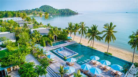 Luxury Beachfront Resort In Koh Samui – Select Representation