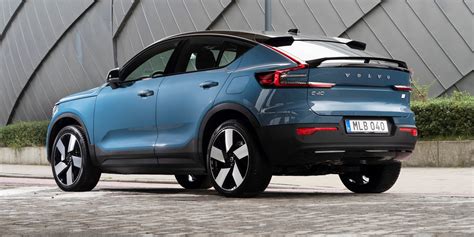 Volvo C40 vs XC40: When Style Costs You More - Motorborne