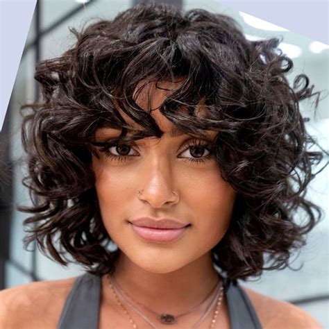 Short Blunt Curly Bob: The Ultimate Guide To This Classic Hairstyle - speakerkhengvscoffee