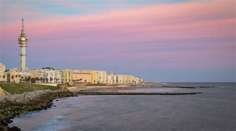 Visit Old Town Cadiz: Best of Old Town Cadiz, Cadiz Travel 2021 | Expedia Tourism