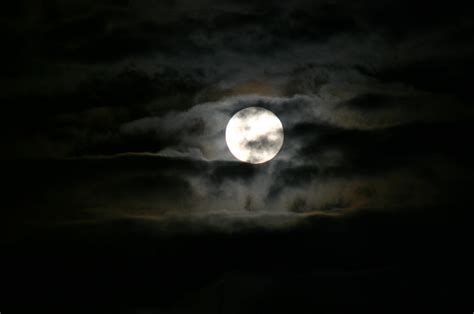 Free Images : cloud, sky, night, atmosphere, dark, twilight, space, darkness, black, full moon ...