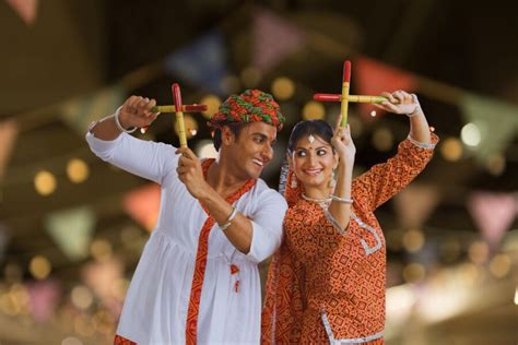 Why Garba Is Played In Navratri? Know The History Behind It