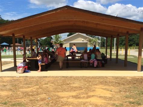 Fuquay-Varina Splash Park - raleighparks.org