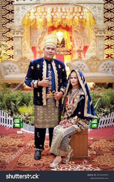 Wedding Ceremony Wearing Traditional Minangkabau Clothing Stock Photo ...