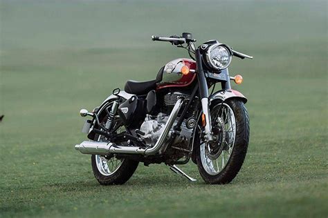 Royal Enfield Classic 350 2024 Images, See Royal Enfield Classic 350 ...