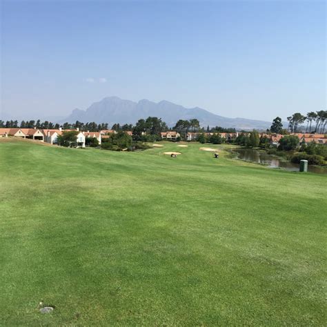 Paarl Golf Club (Boschenmeer Golf Estate), Paarl, South Africa - Albrecht Golf Guide