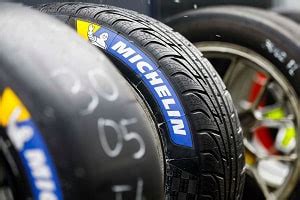 Michelin Pilot Sport 4 vs 4s: Is There a Difference?