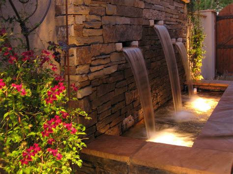 Wall Fountain With Plants - Best Decorations