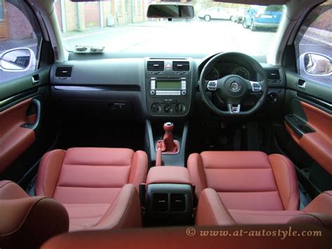 VW Golf Mk 5 interior-12 – A&T Autostyle