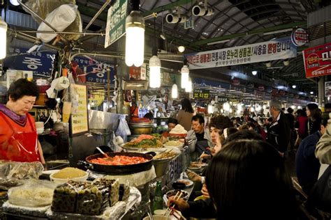 Top Seoul night market — Top 5 best night market in Seoul, South Korea | Seoul night, Seoul, Night