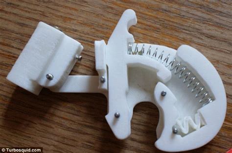 The terrifying reality of 3D-printed guns: Devices that ANYONE can make are quickly evolving ...