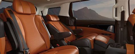 What are the Best Interior Features of the 2023 Kia Carnival?