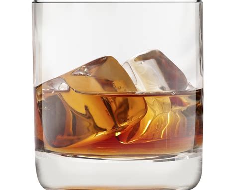 Types of Whiskey Glasses | LEAFtv