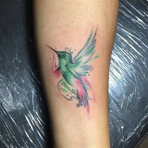 61 Amazing Small Bird Tattoo Ideas