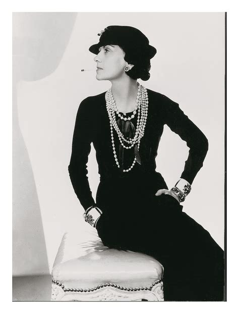 Simple But Powerful Fashion Advices From Fashion Icon – Coco Chanel ! – Female Fatal