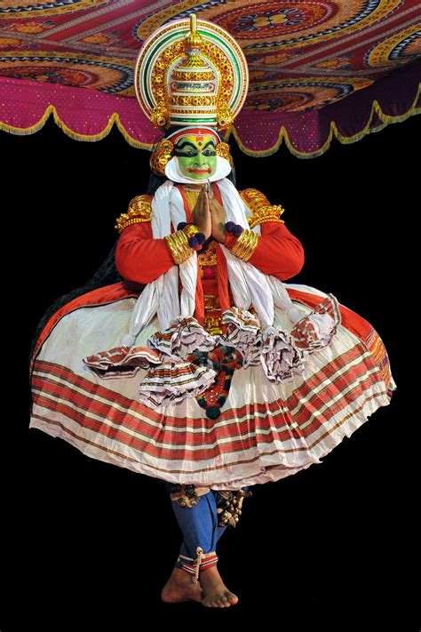 Kathakali Dancer, #Kerala | Dance of india, Indian classical dance ...