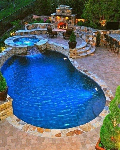 15 Amazing backyard swimming pool designs