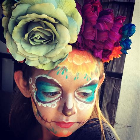 Fun, colorful Day of the Dead face painting! #diadelosmuertos # ...