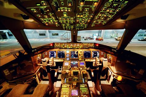 Boeing 777 Cockpit Wallpapers - Wallpaper Cave