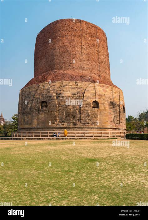 Dhamek Stupa, Sarnath near Varanasi, India Stock Photo - Alamy