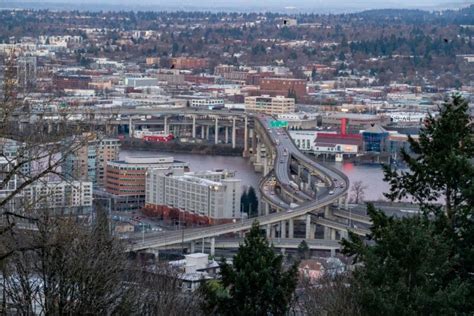 12 ICONIC Bridges of Portland, Oregon (With Facts & Photos)