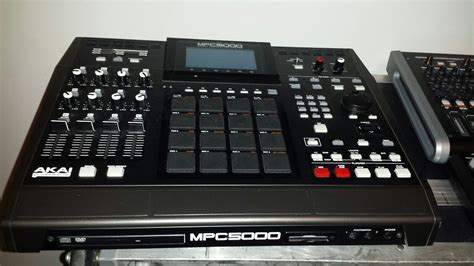 Akai MPC 5000 with DVD-ROM Drive – MPCHunter