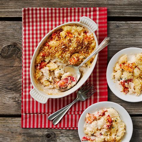 Maine Lobster Mac & Cheese (26 oz) | Cousins Maine Lobster