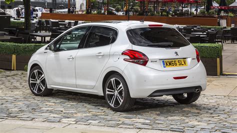 Peugeot 208 Review 2025 | Top Gear