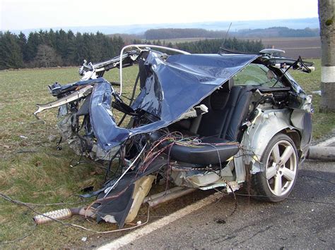 Horrific Audi RS6 Crash - BHP Cars - Performance & Supercar News & Information