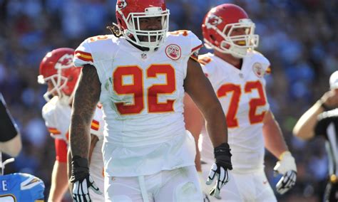 Dontari Poe visit ends with no contract | Dolphins Wire