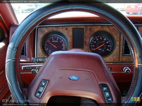 1986 Ford bronco ii interior