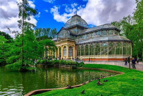 Top Parks and Gardens in Madrid – Madrid Trip Ideas | Viator.com - Viator