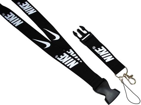 15 Best Lanyards for Keys - All in One Guide - Survival Straps