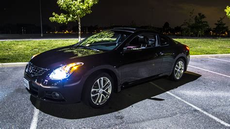 New to me: 2011 Nissan Altima Coupe 3.5 SR M/T : Nissan