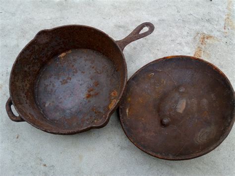 Cast-Iron Skillet & Lid Free Stock Photo - Public Domain Pictures