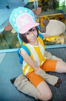 One piece Tony Tony Chopper Cosplay Costume with hat and gloves-in Anime Costumes from Novelty ...