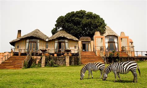 10 Best African Safari Family Lodges | Luxury Safari holidays | Kabura Tours