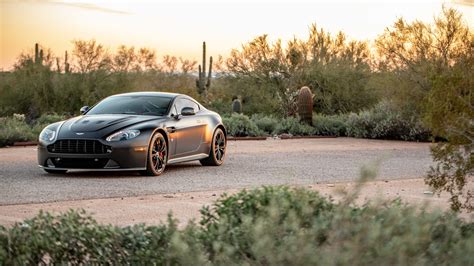 2012 Aston Martin V12 Vantage 'Carbon Black II' 6-Speed — Young Motorcars