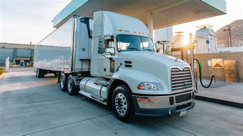 Heavy-duty trucks - Clean Energy Fuels