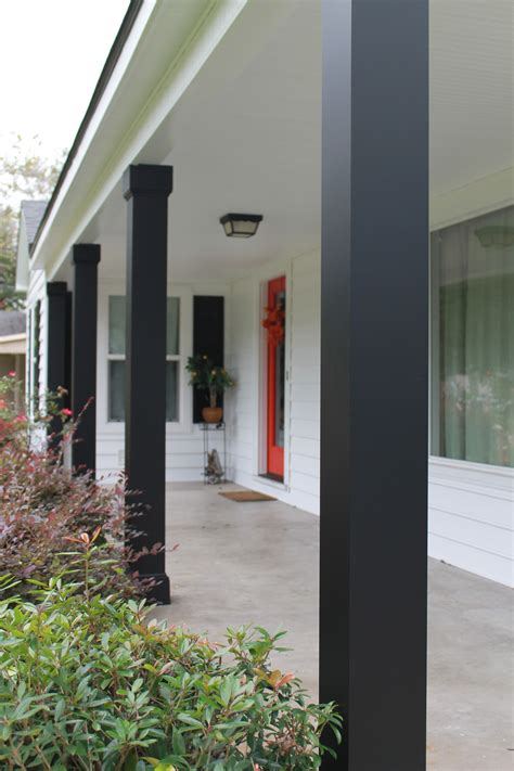 Part of the AFCO Traditions series, the Natchez Aluminum Column, makes ...