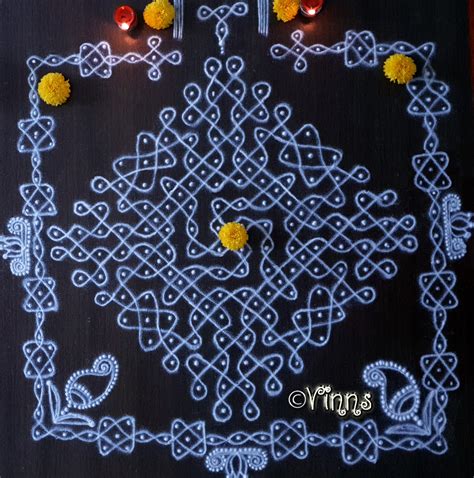 16 Dots Sikku Kolam Margazhi Kolam Dhanurmasa Muggulu | Vinns Kolam