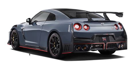 Nissan GT-R (2024) - picture 9 of 30