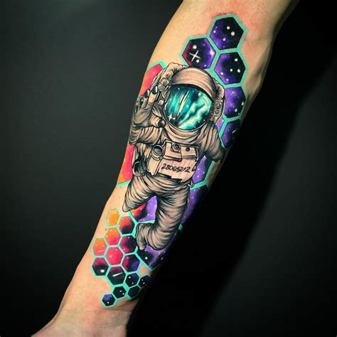 Astrounaut Tattoo | Astronaut tattoo, Space tattoo sleeve, Unusual tattoo