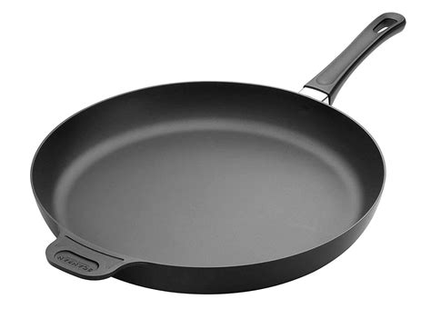 The 10 Best Ceramic Frying Pans in 2023 - Food Shark Marfa