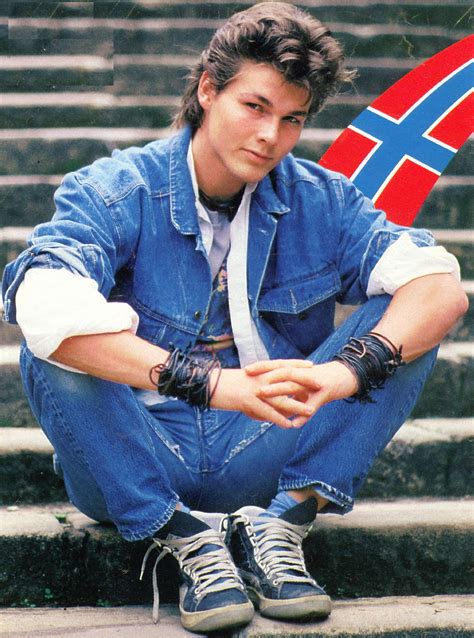 Morten Harket - a-ha 80s Fashion Men, Retro Fashion, 80’s Aesthetic, Aha Band, Celebrity Singers ...