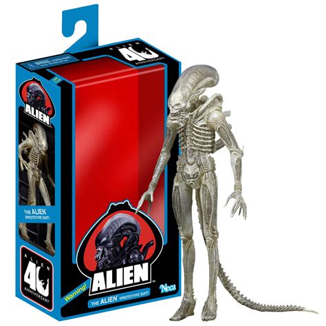 Alien 40th Anniversary - The Alien (Prototype Suit) | www.toysonfire.ca